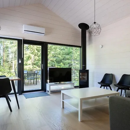 Himoskuutio 9, Erillistalo, Ulkoporeallas *