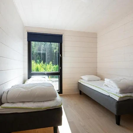 Himoskuutio 9, Erillistalo, Ulkoporeallas Lejlighed *