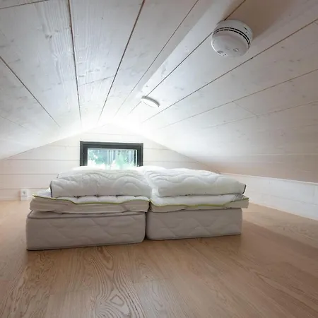 Appartement Himoskuutio 9, Erillistalo, Ulkoporeallas