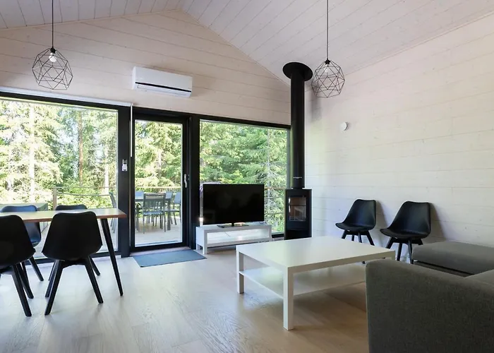 Himoskuutio 9, Erillistalo, Ulkoporeallas *