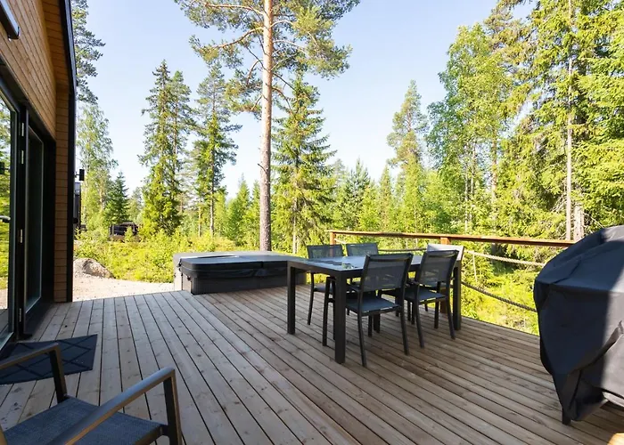 Himoskuutio 9, Erillistalo, Ulkoporeallas Jämsä